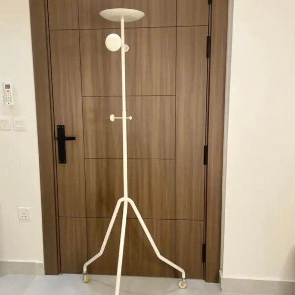 علاقة شماعة ملابس من ايكيا